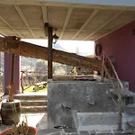 A Casa Estrelicia-dourada Garces * Sao Vicente (Madeira)