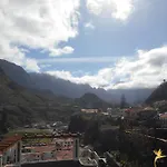 A Casa Estrelicia-dourada Garces مزرعة للإقامة *