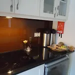 A Casa Estrelicia-dourada Garces * São Vicente