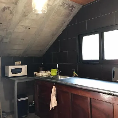 A Casa Estrelicia-dourada Garces * São Vicente