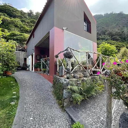 A Casa Estrelicia-dourada Garces