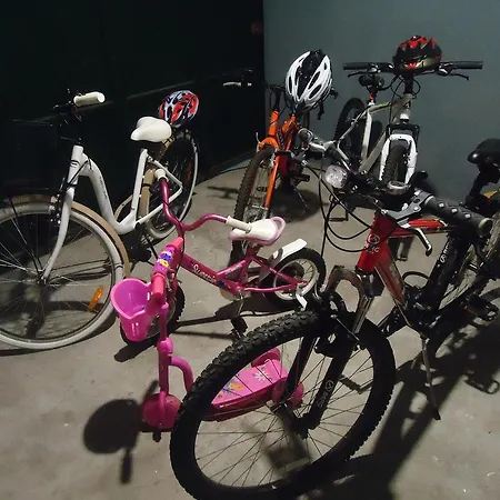 A Casa Estrelicia-dourada Garces * São Vicente