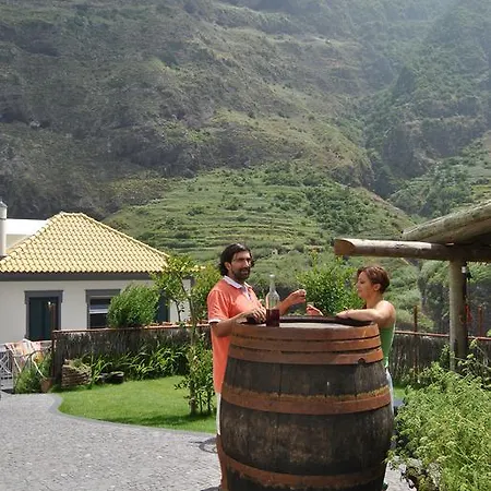 A Casa Estrelicia-dourada Garces
