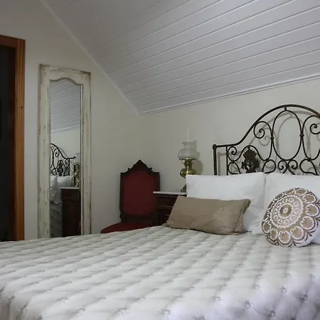 A Casa Estrelicia-dourada Garces Sao Vicente (Madeira)