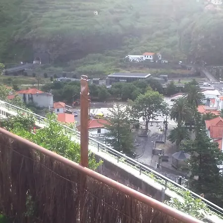 A Casa Estrelicia-dourada Garces Sao Vicente (Madeira)