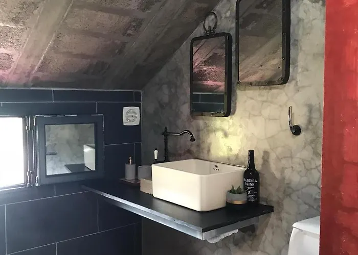 A Casa Estrelicia-dourada Garces * São Vicente