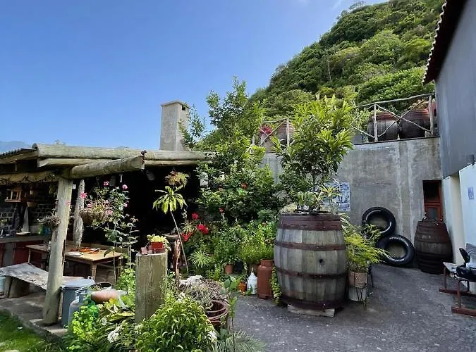 A Casa Estrelicia-dourada Garces Фермерский дом *