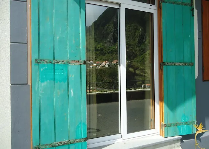 A Casa Estrelicia-dourada Garces *