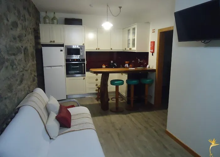 A Casa Estrelicia-dourada Garces Фермерский дом