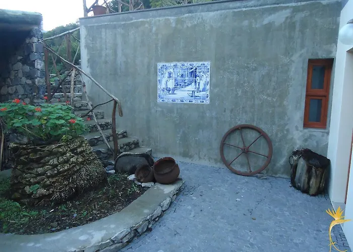 A Casa Estrelicia-dourada Garces *