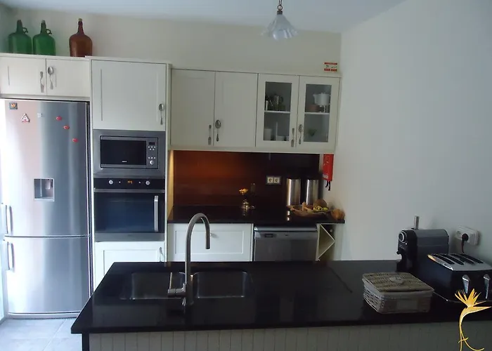 A Casa Estrelicia-dourada Garces مزرعة للإقامة